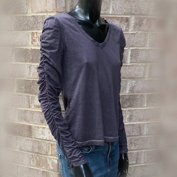 DKNY Ruched Long Sleeve Puffed Shoulders V-Neck Top SzS - Picture 2 of 11